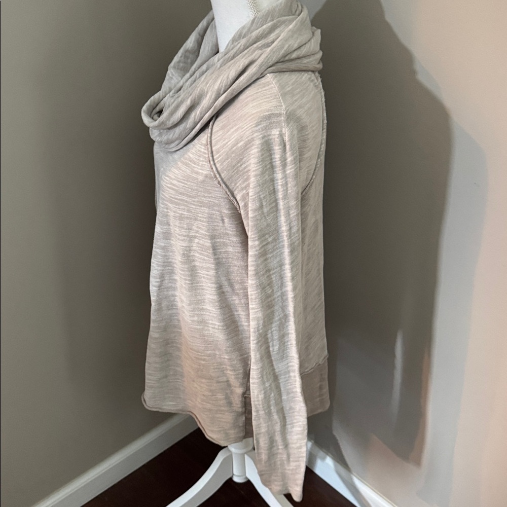 Free People Beach cacoon cowl neck cotton slub top with raw edges - Picture 9 of 15